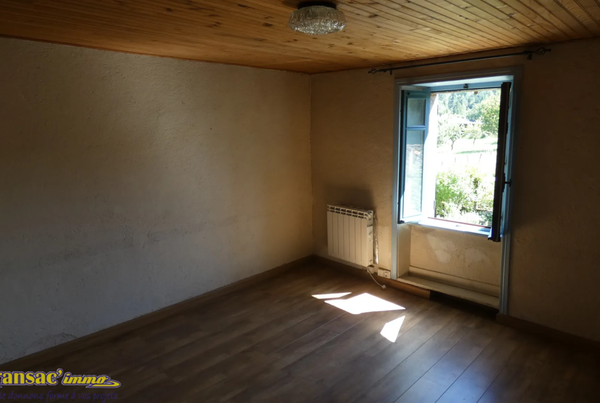 Maison de village à vendre à Courpière - 139 750 EUR 