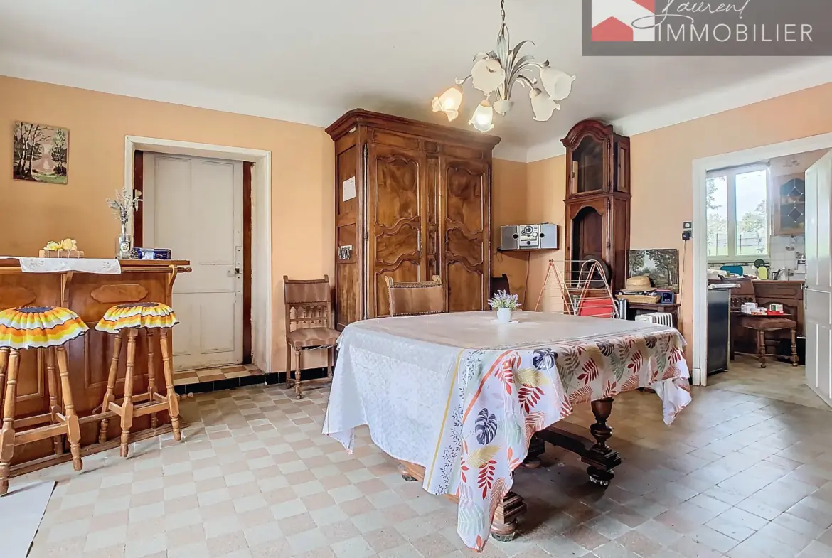 À vendre : Grande maison avec 3 chambres près de Pont-de-Vaux 