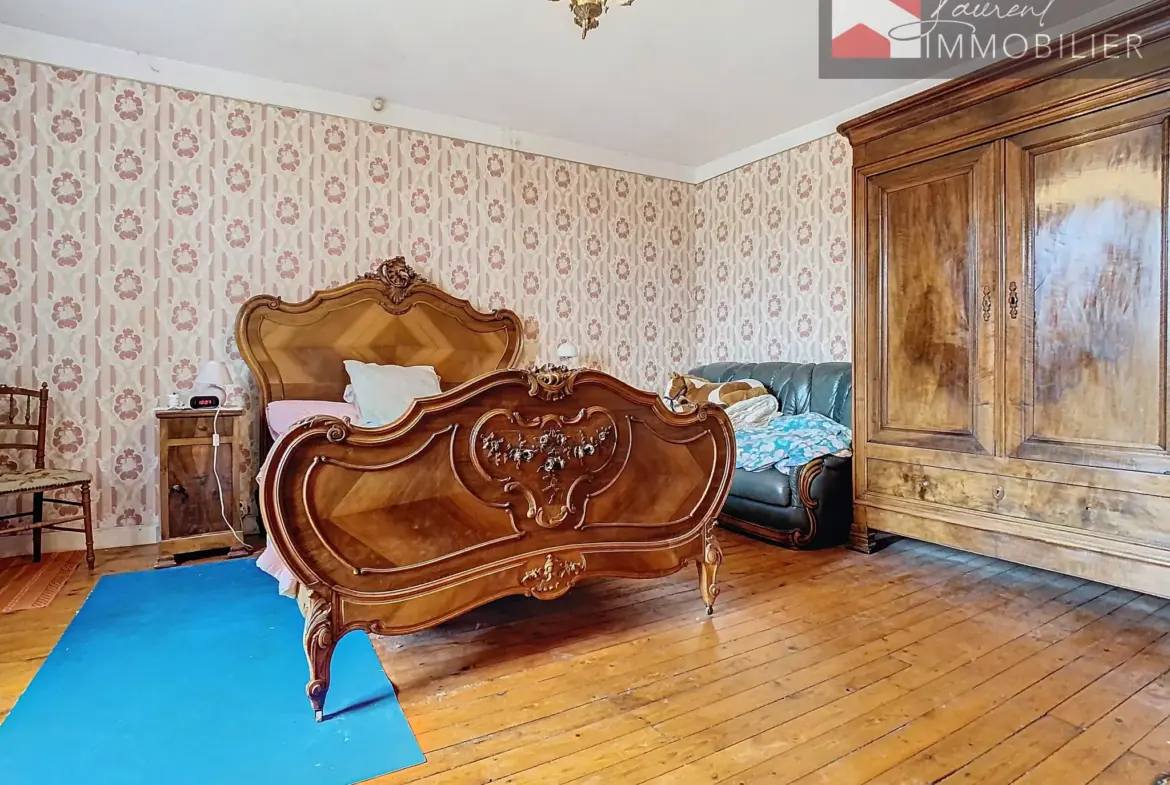 À vendre : Grande maison avec 3 chambres près de Pont-de-Vaux 