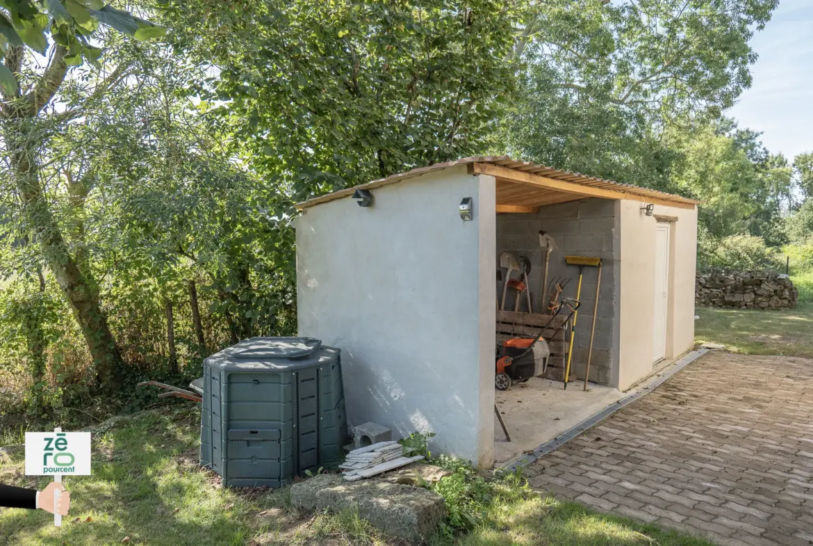 Maison rénovée du 19ème siècle à vendre à La Chapelle-Thémer 