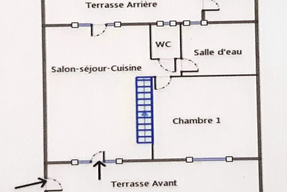 Pavillon T3/4 avec deux cours à vendre à Port la Nouvelle 