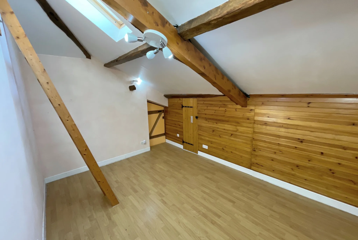 Charmante Maison de 166 m² avec grand terrain prés de Marciac 