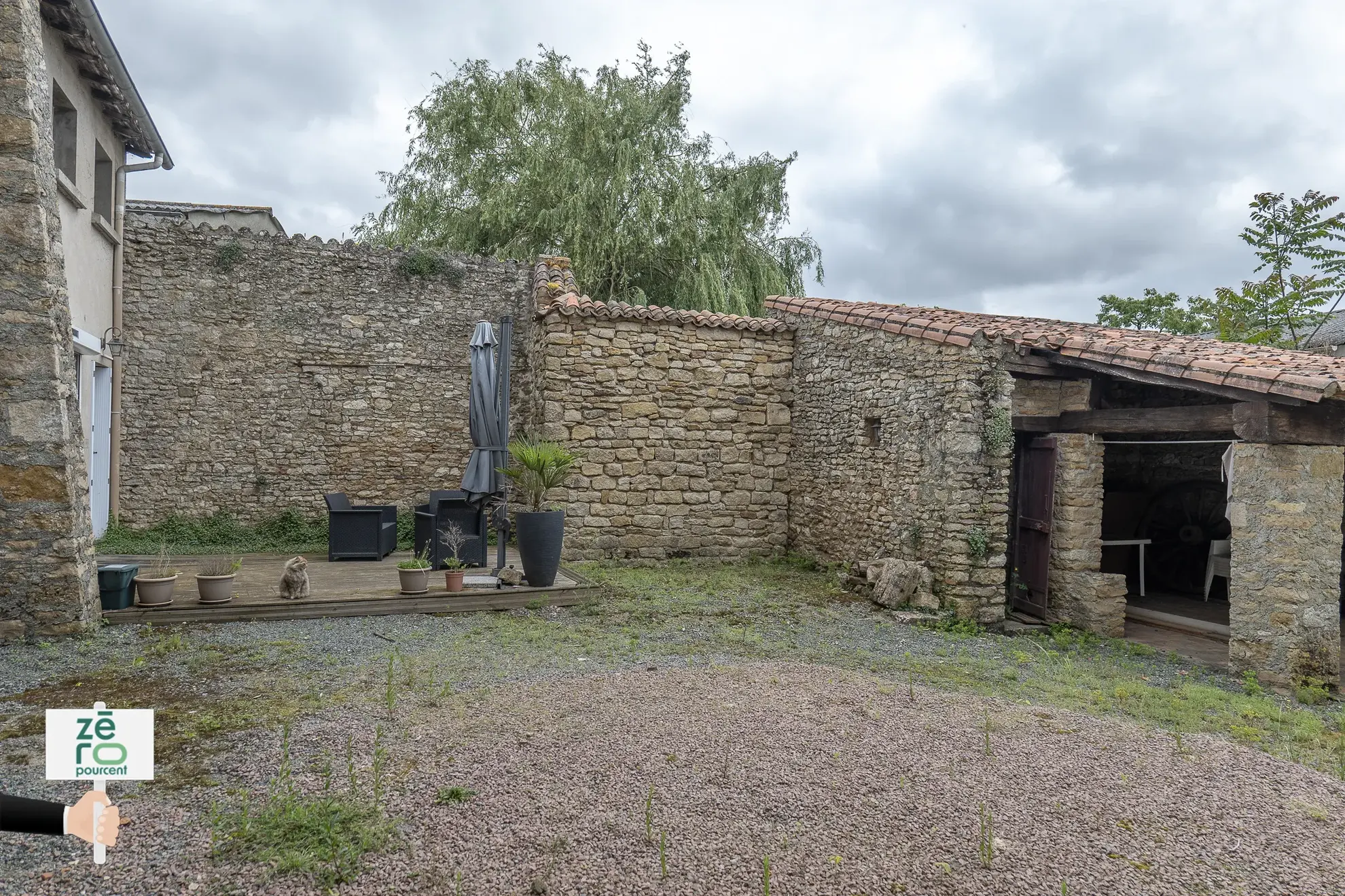 Ensemble immobilier proche de Chantonnay à vendre 