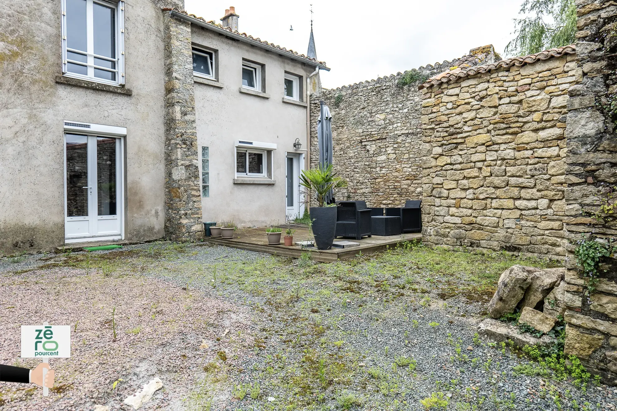 Ensemble immobilier proche de Chantonnay à vendre 