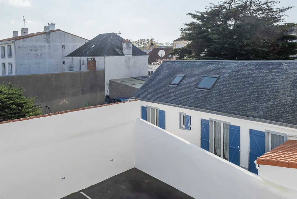 À vendre : T3 en parfait état avec terrasse à St Jean de Monts 