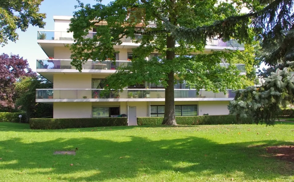 Vente Appartement T2 en rez-de-jardin à Chantilly avec terrain de tennis 