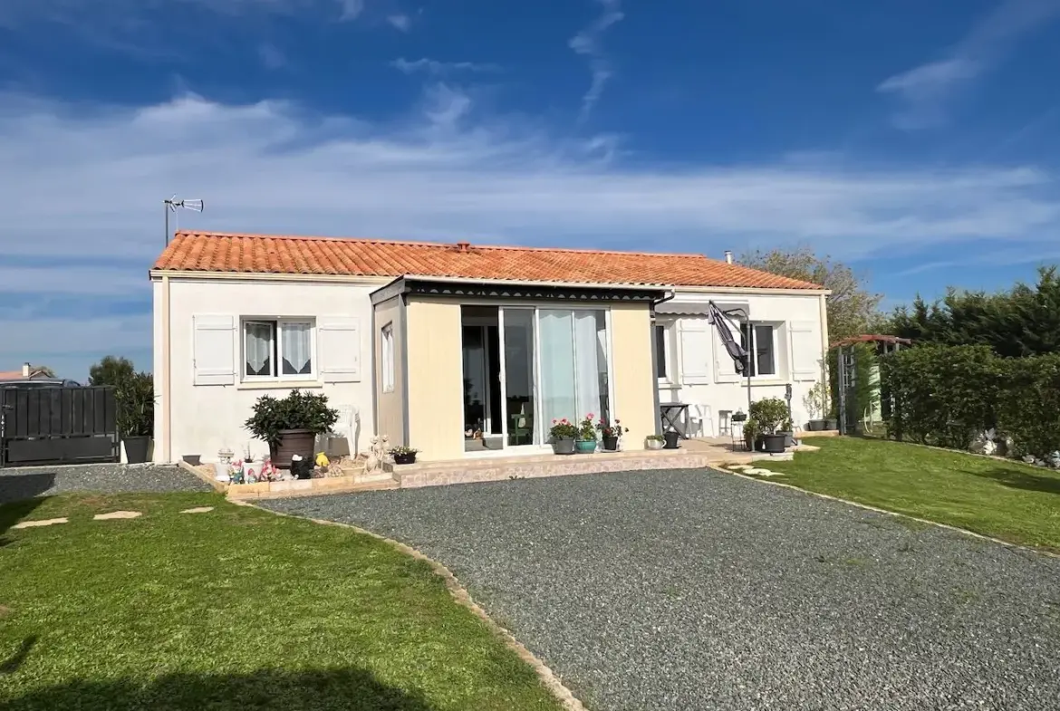 Maison de plain-pied à vendre à Ste Hermine - 200 450 € 