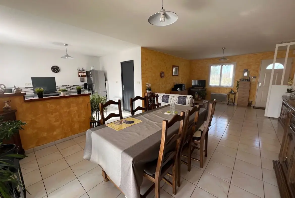 Maison de plain-pied à vendre à Ste Hermine - 200 450 € 