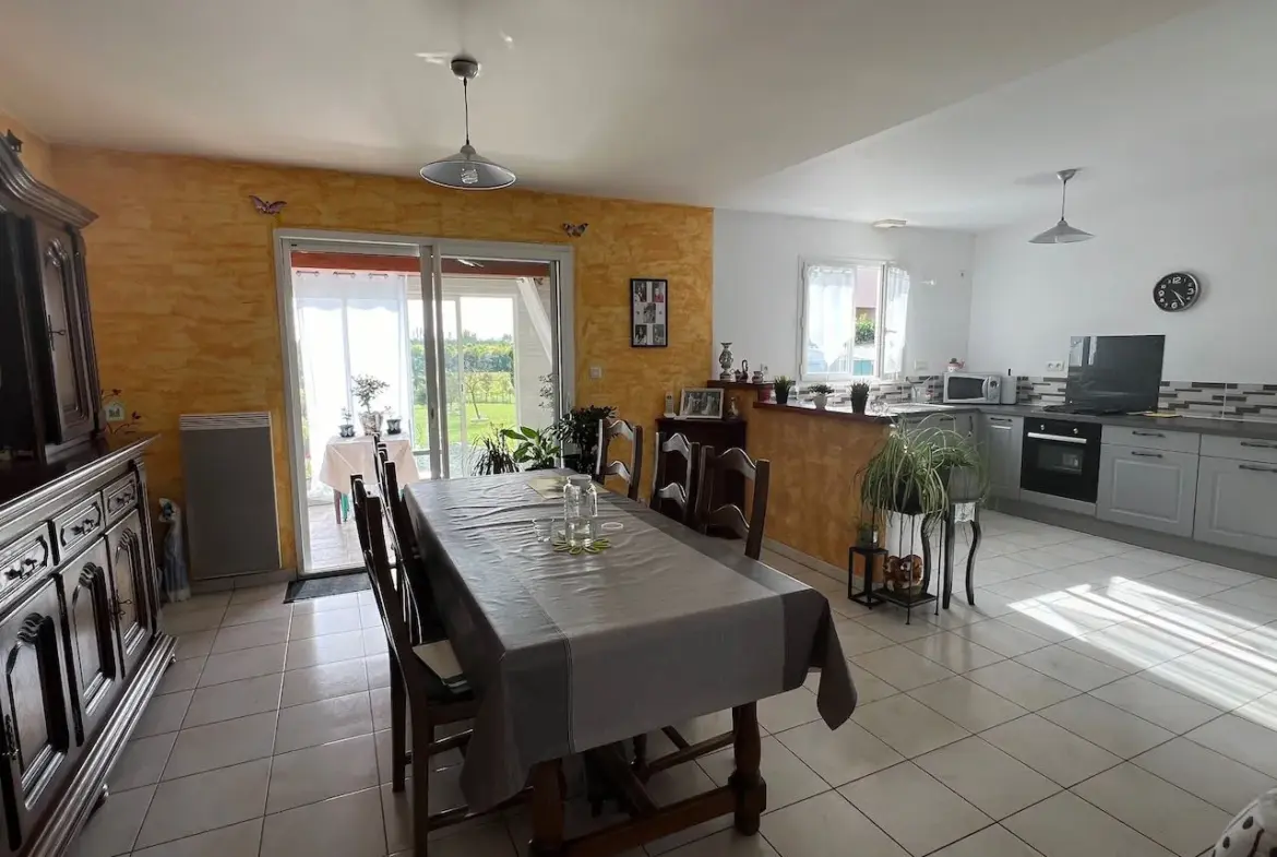 Maison de plain-pied à vendre à Ste Hermine - 200 450 € 