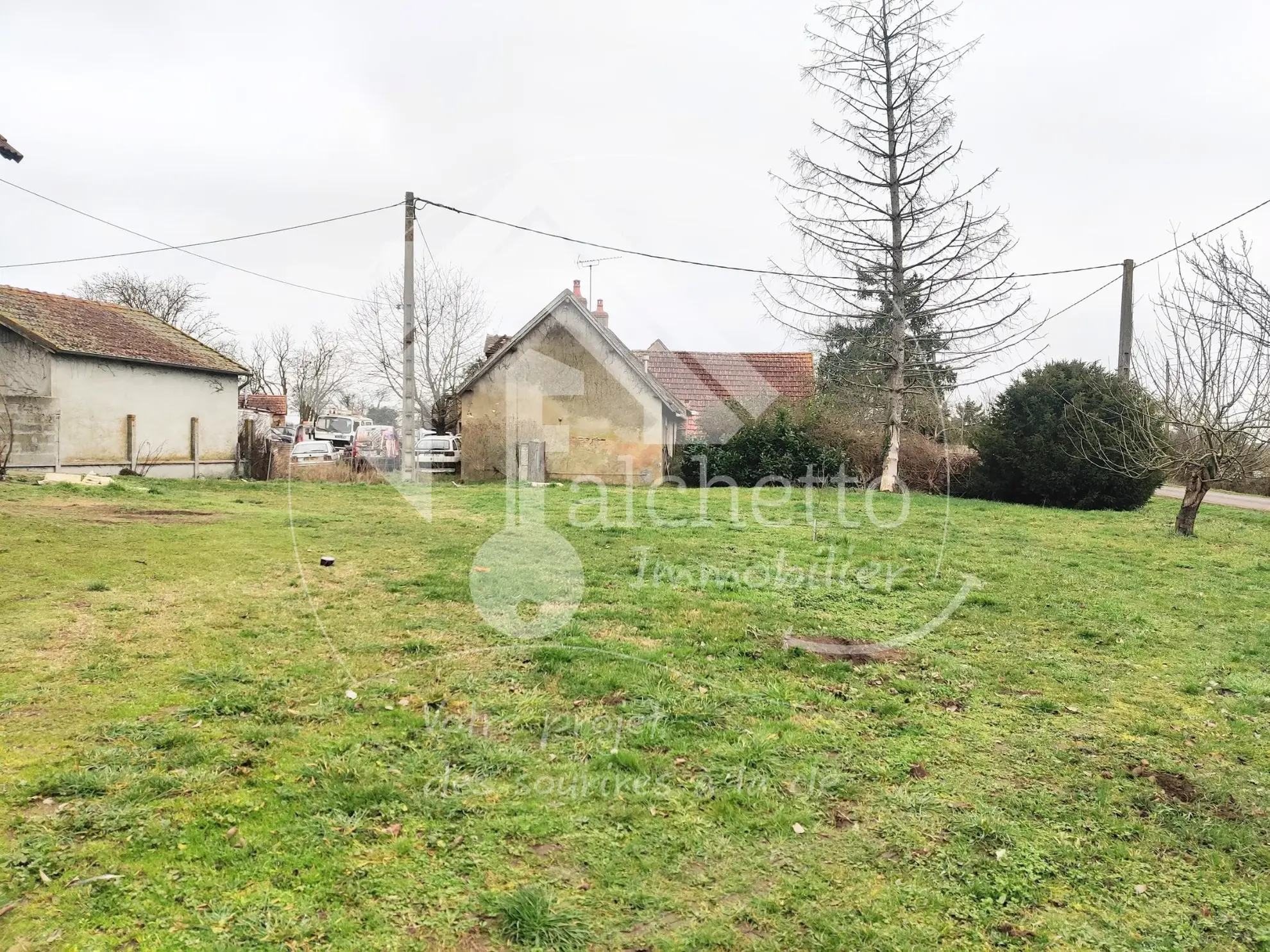 Maison à rénover à Tresnay, 58240 