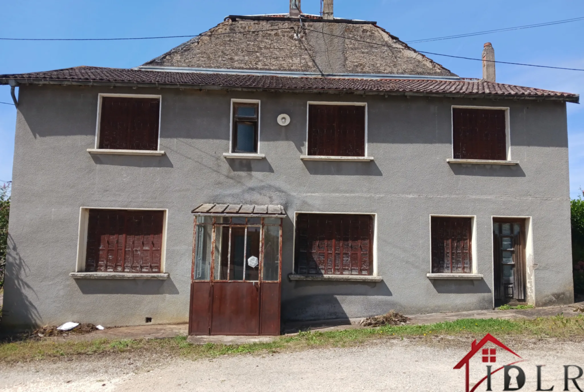 Maison de village à rénover à Bussières-les-Belmont - 72 m² 