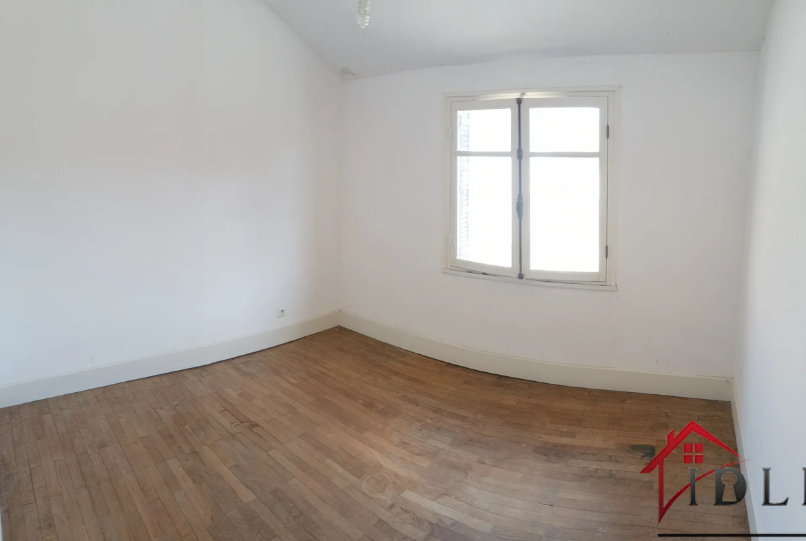 Maison de village à rénover à Bussières-les-Belmont - 72 m² 