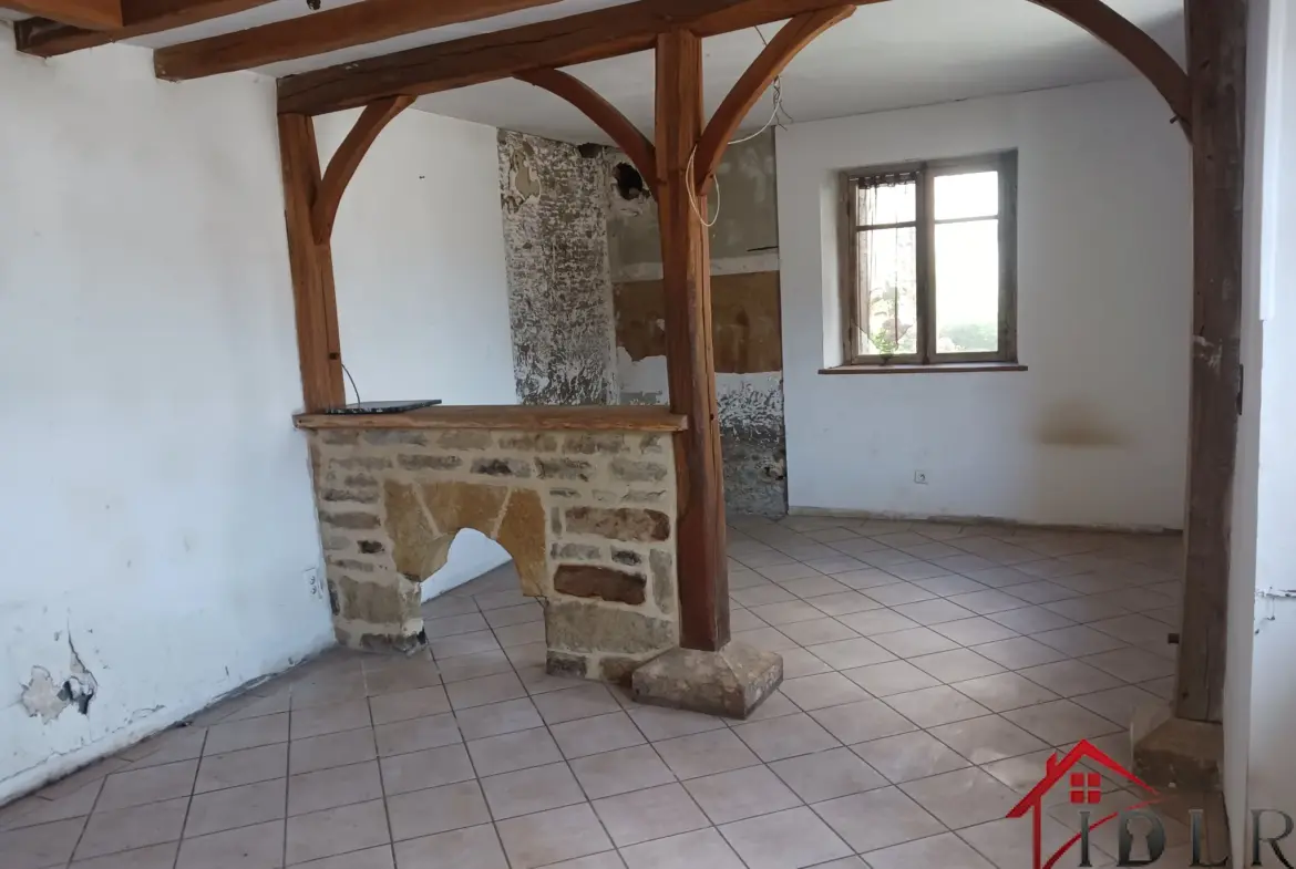 Maison de village à rénover à Bussières-les-Belmont - 72 m² 