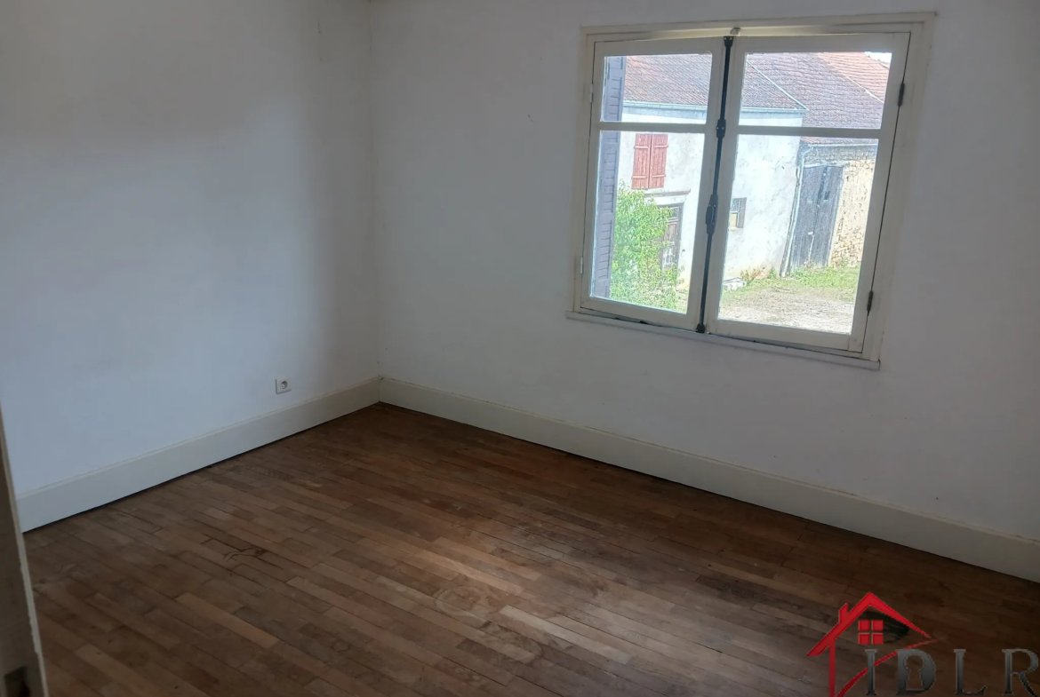 Maison de village à rénover à Bussières-les-Belmont - 72 m² 