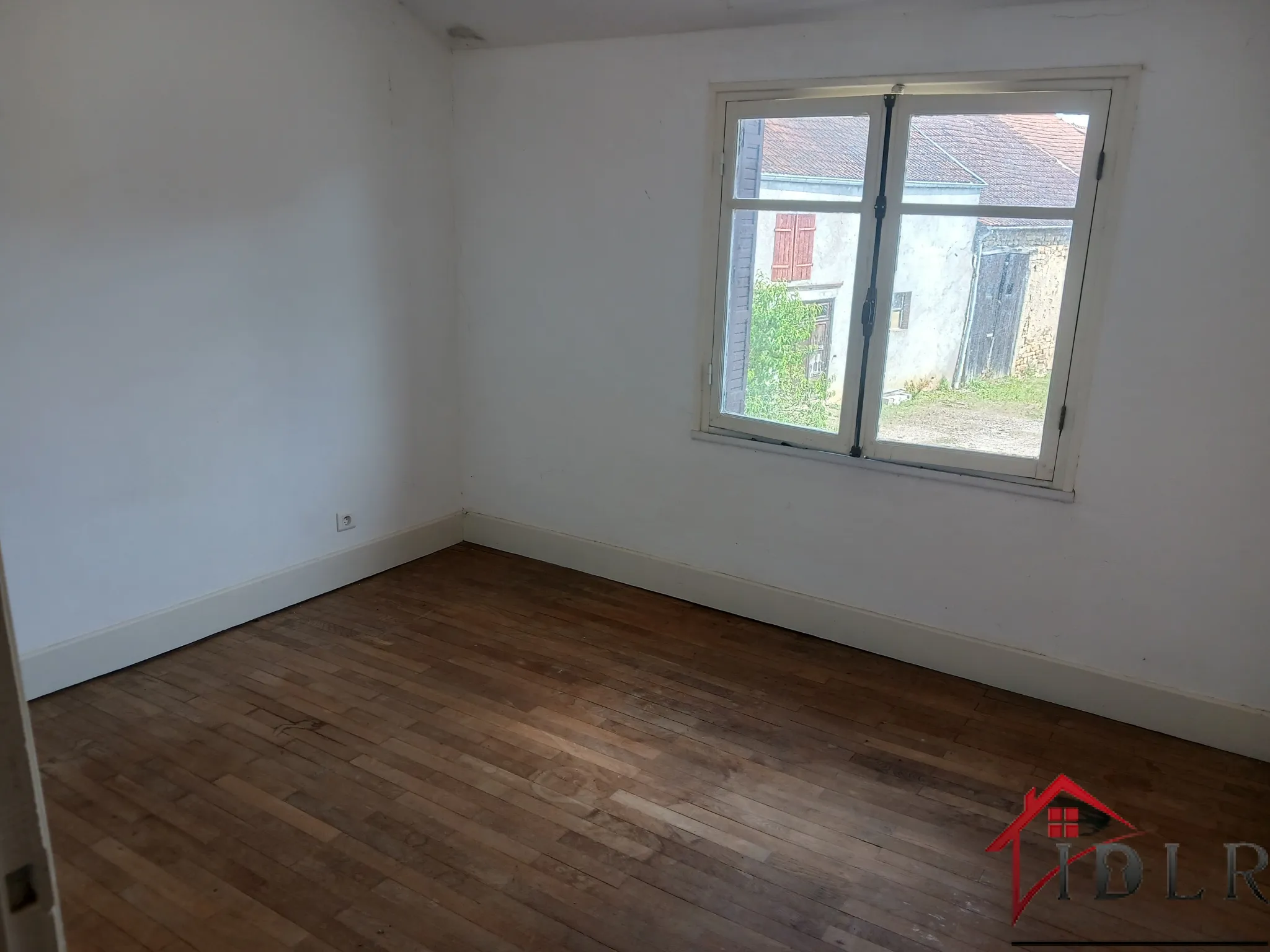 Maison de village à rénover à Bussières-les-Belmont - 72 m² 