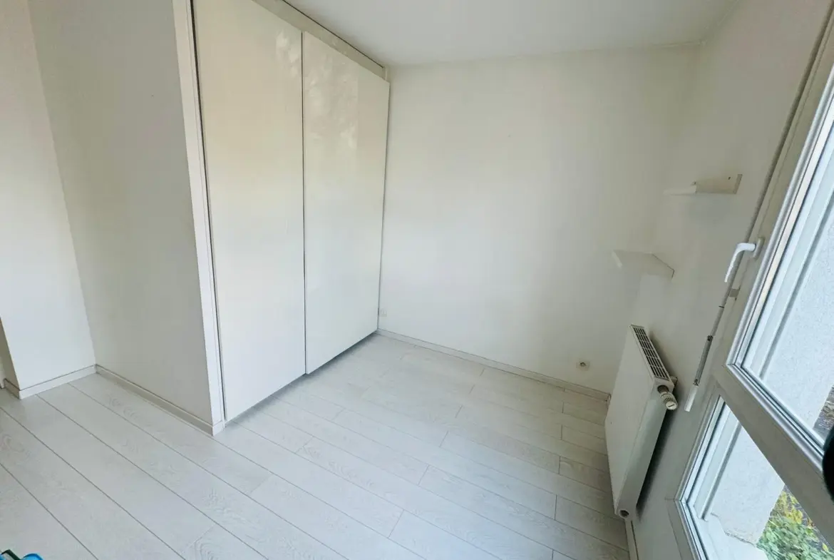 À vendre : Appartement T4 à Saint Martin d'Hères avec jardin 