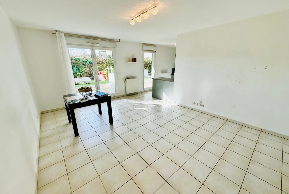 À vendre : Appartement T4 à Saint Martin d'Hères avec jardin 