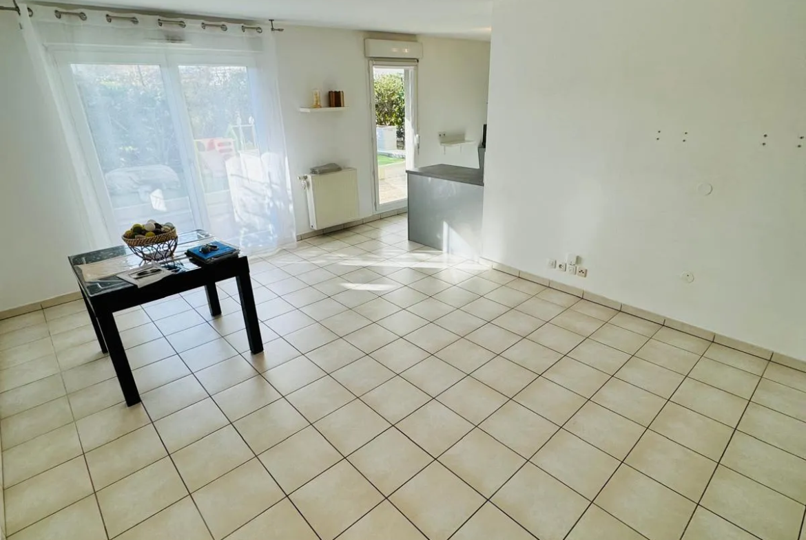 À vendre : Appartement T4 à Saint Martin d'Hères avec jardin 