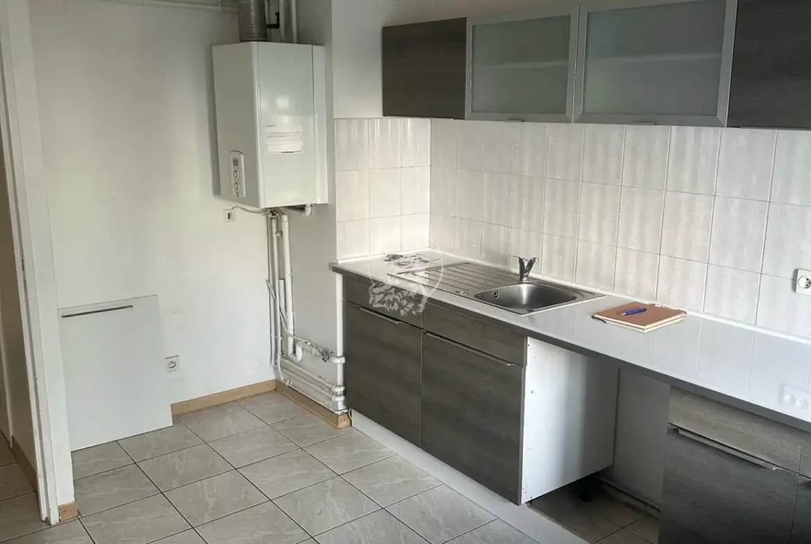 À vendre : appartement F3 à Forbach pour 71 000 € avec balcon 