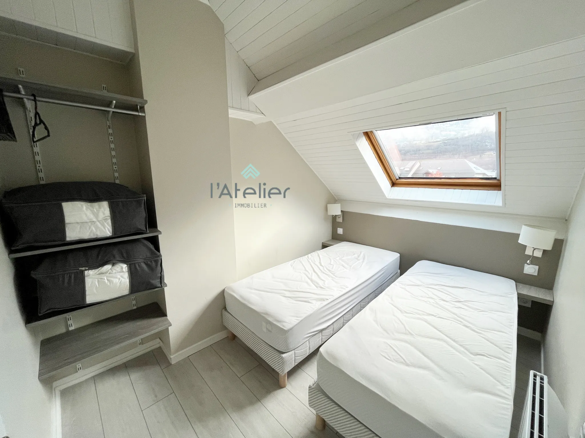 Appartement T3 rénové à vendre à Saint-Lary - Vue sur vallée et montagnes 