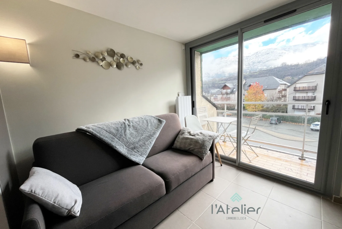 Appartement T3 rénové à vendre à Saint-Lary - Vue sur vallée et montagnes 