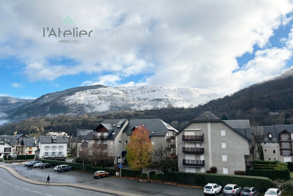 Appartement T3 rénové à vendre à Saint-Lary - Vue sur vallée et montagnes 