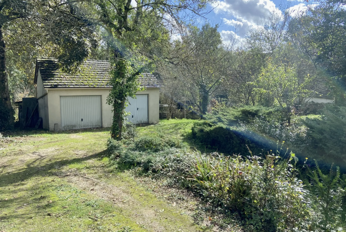 Maison familiale spacieuse avec jardin à Vierzon 