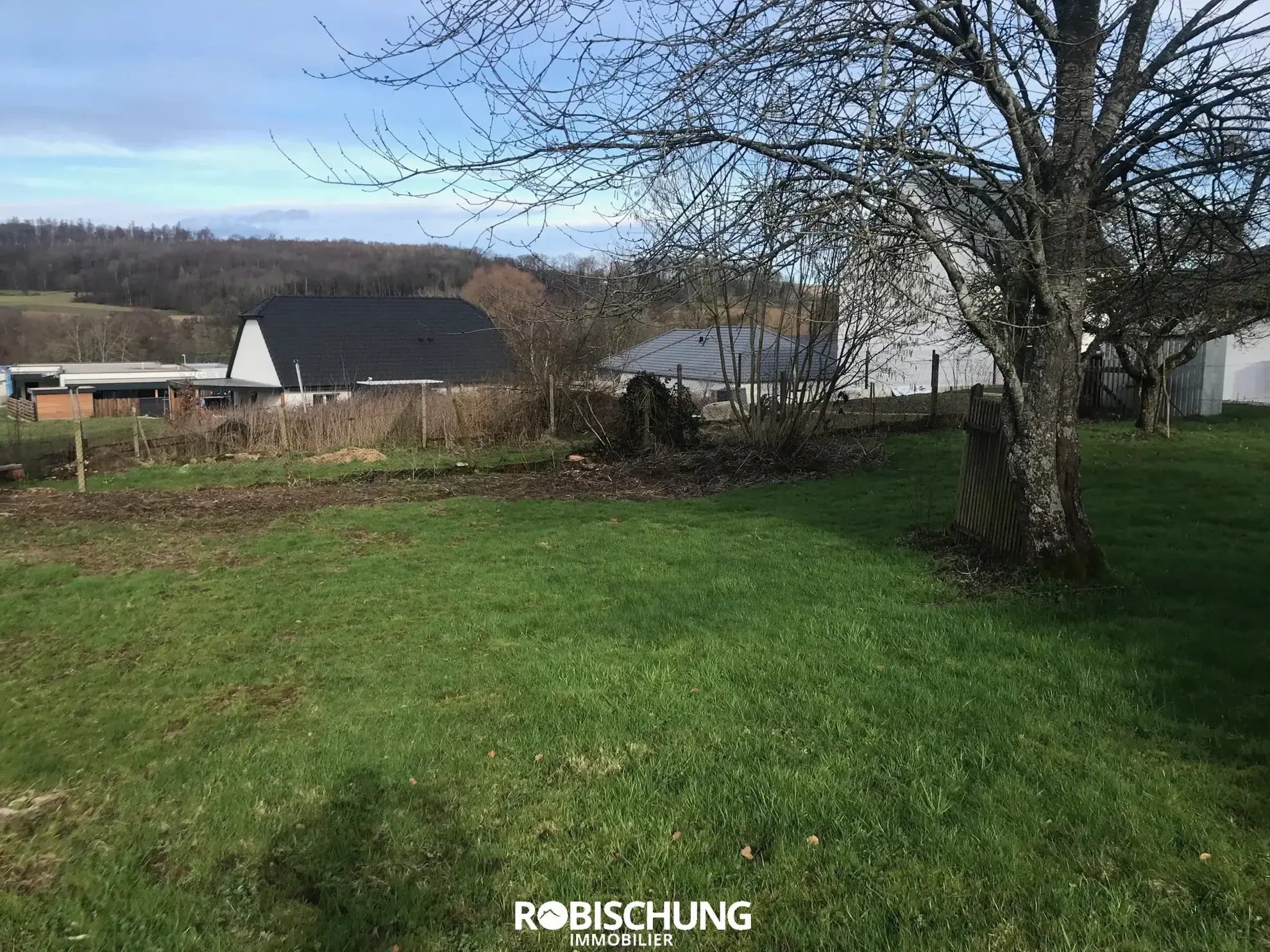 Bel Terrain Constructible à Vendre à Hirsingue - 10 ares 87 