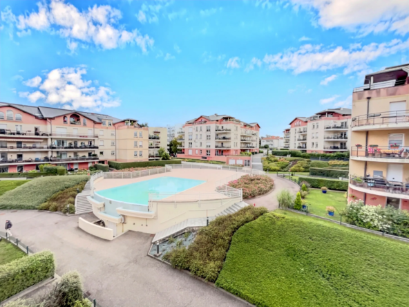 Appartement lumineux de 72,49 m² avec terrasse et piscine à Metz