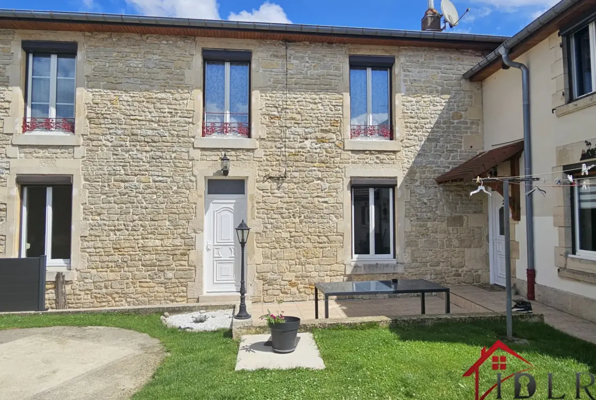 Maison mitoyenne à vendre à Wassy - 149 m² avec jardin 