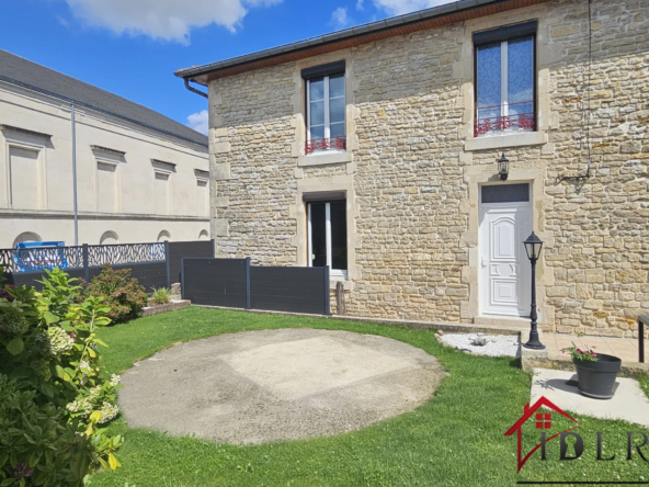 Maison mitoyenne à vendre à Wassy - 149 m² avec jardin