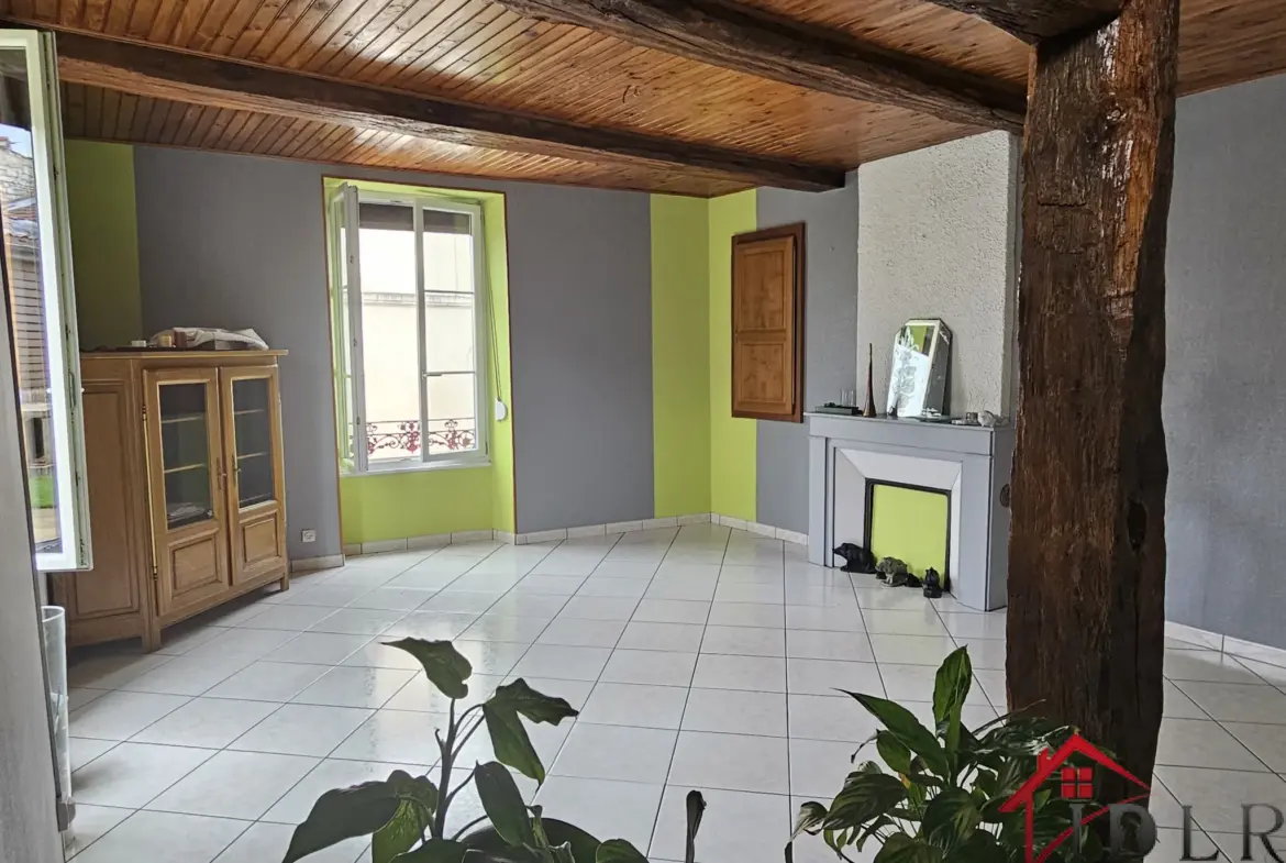 Maison mitoyenne à vendre à Wassy - 149 m² avec jardin 