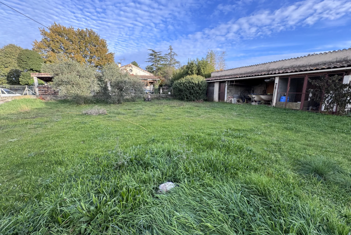 Terrain constructible à vendre sur Peyrolles-en-Provence 