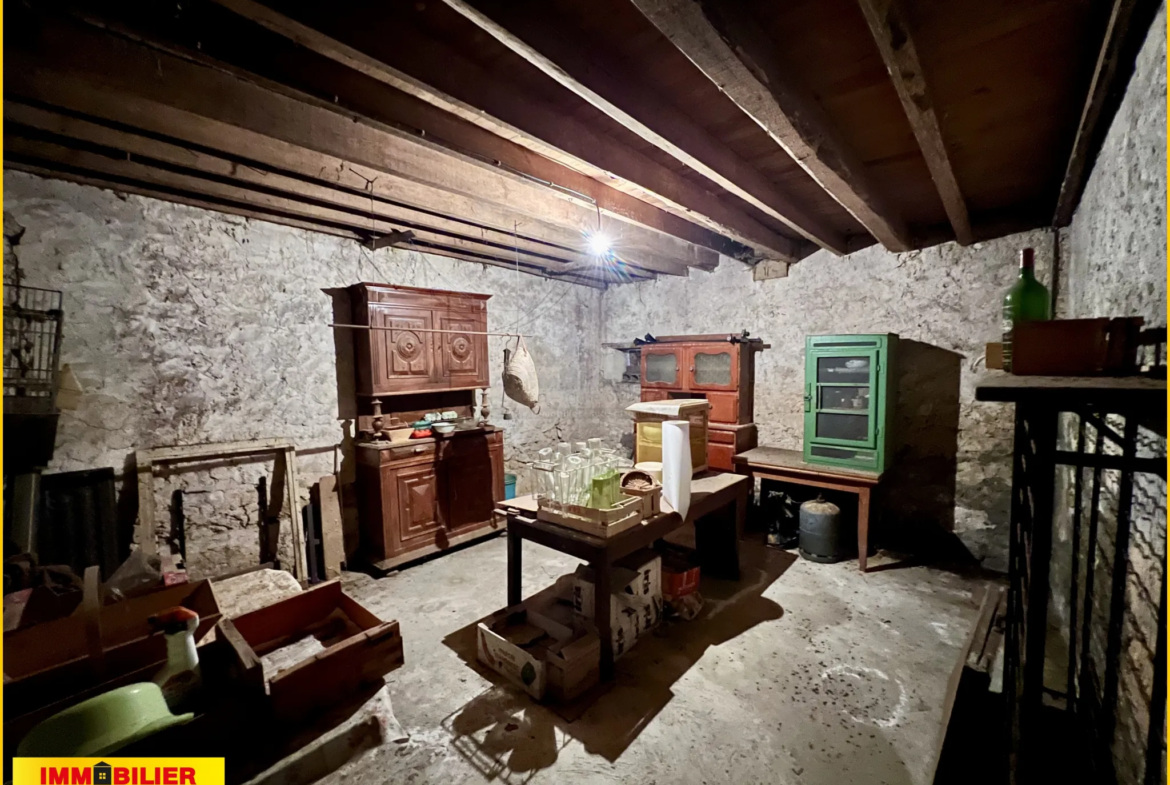 Maison en Pierre à Illats avec Vue Imprenable sur les Vignes 