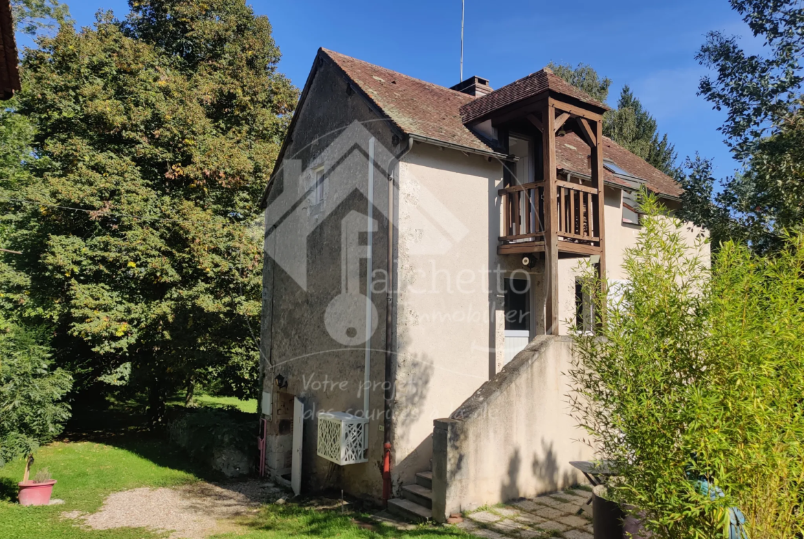 Moulin et Longère Rénovés à Besson 