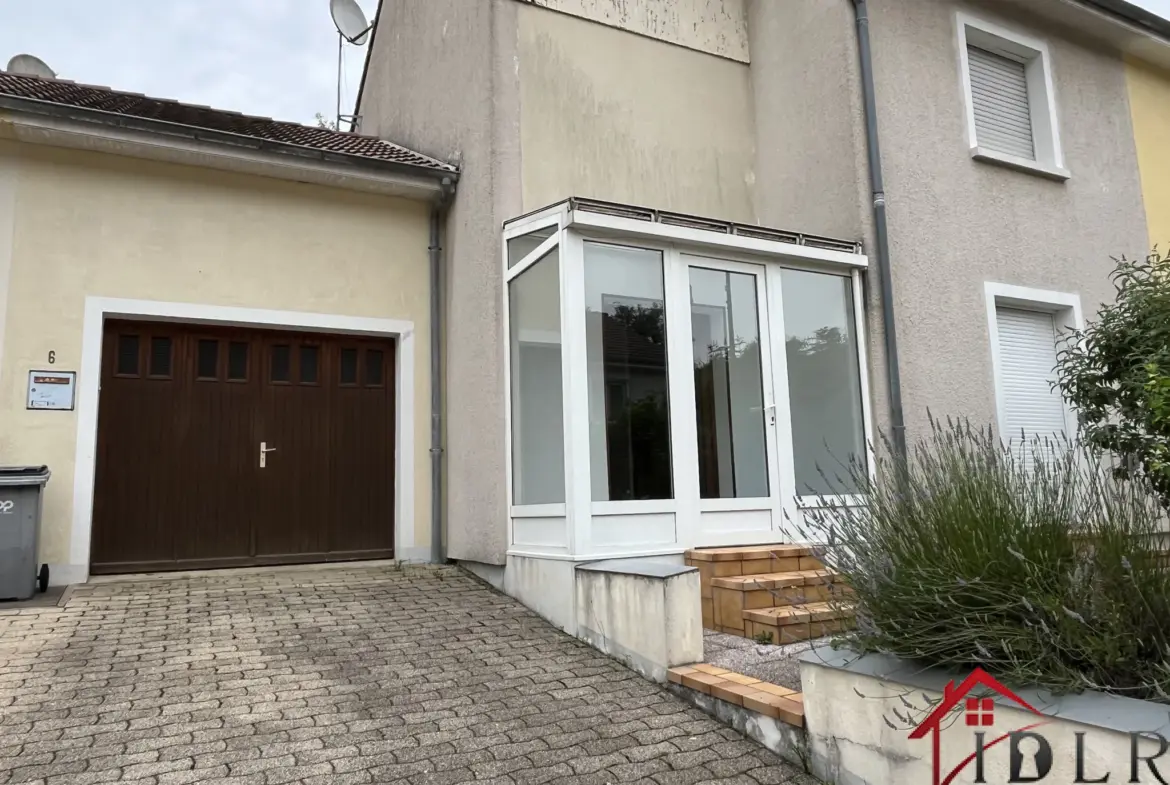 Maison Rénovée à Bourbonne-les-Bains - 96 000 € 