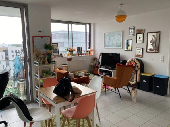 Charmant appartement T2 de 49 m² à Bordeaux avec balcon