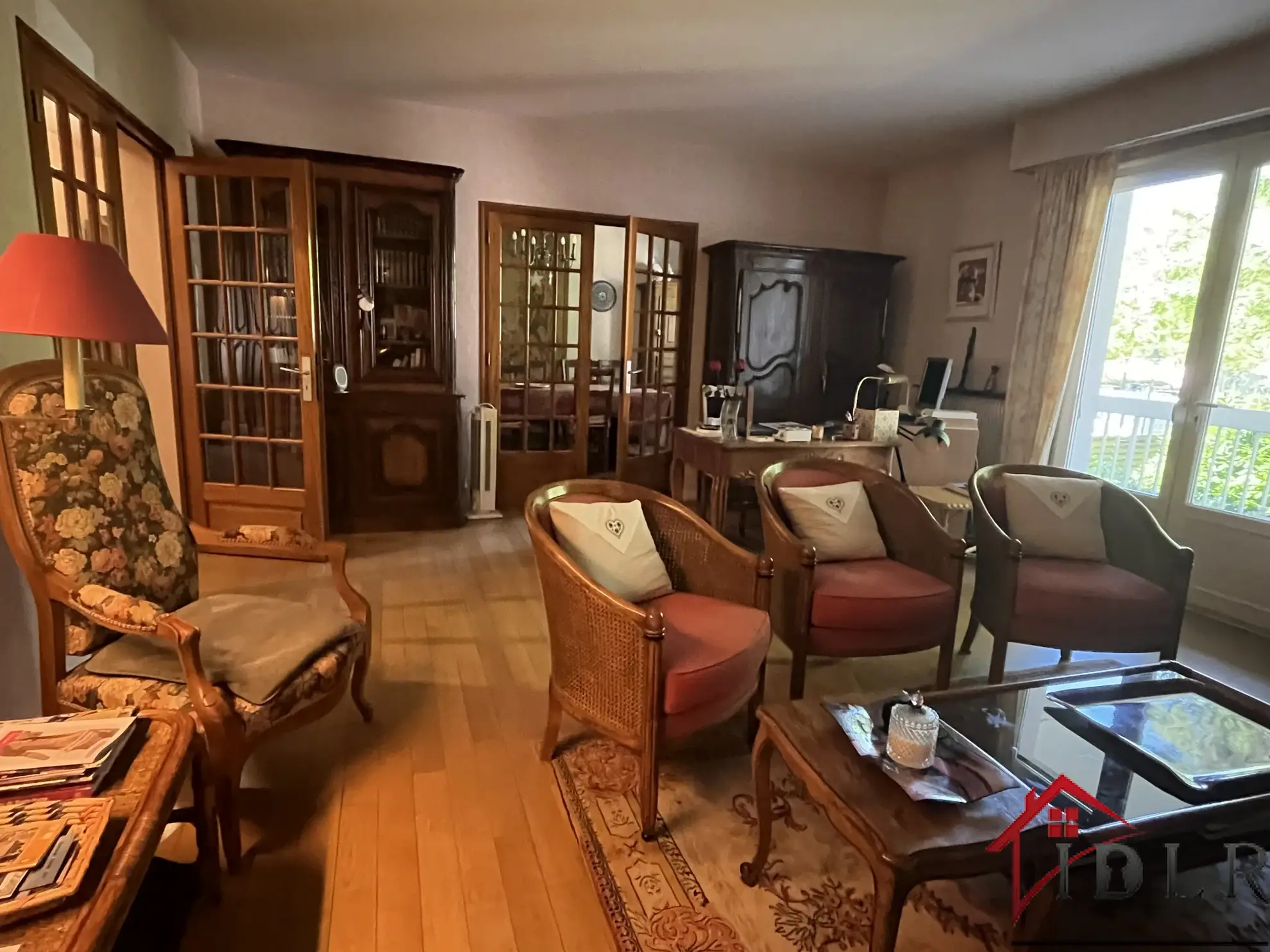 Maison d'habitation avec deux appartements à vendre à Bourbonne les Bains 