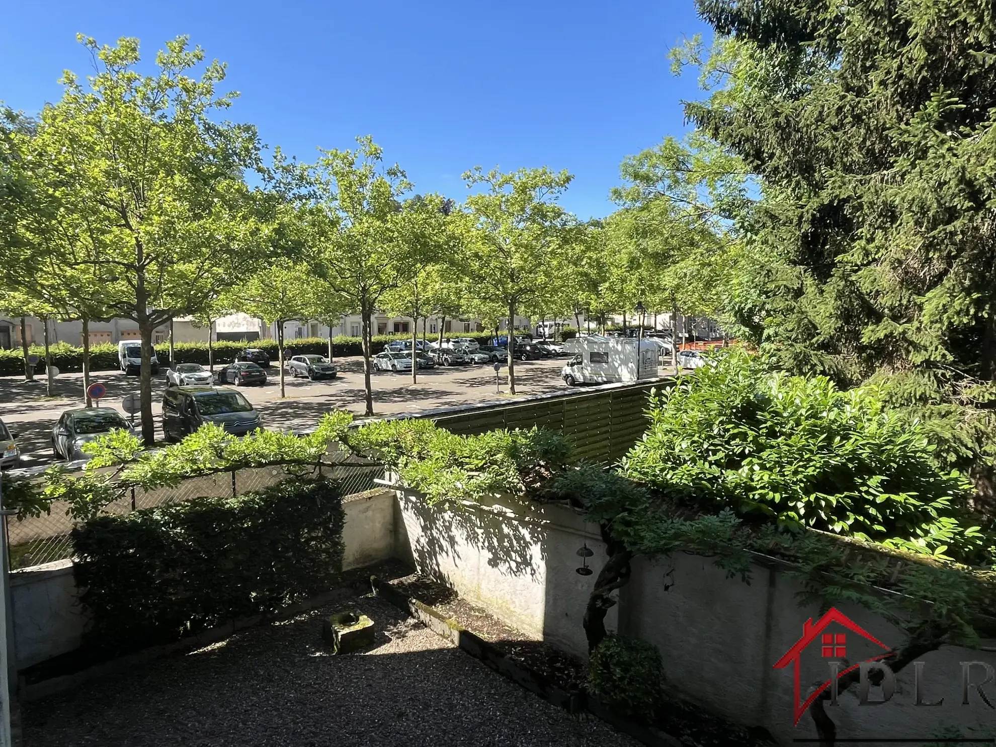 Maison d'habitation avec deux appartements à vendre à Bourbonne les Bains 