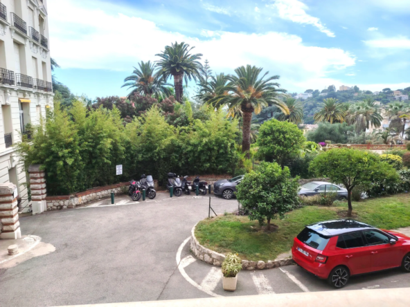 Appartement à rénover à Menton dans un ancien palace