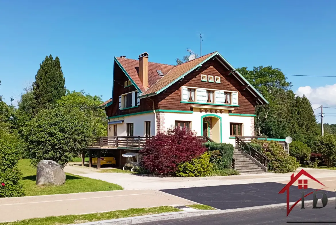 Maison 10 pièces 277 m² à Gérardmer avec grande annexe 