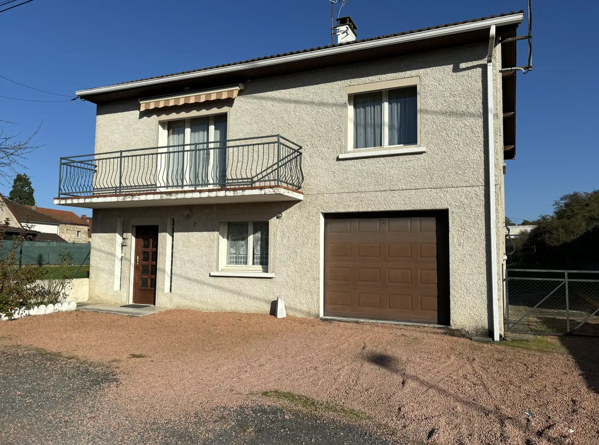 Maison agréable de 121m² avec garage à Cusset 