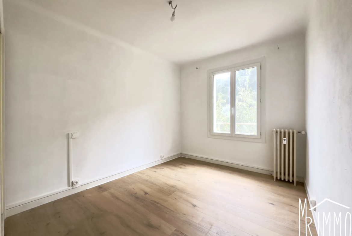 À vendre : Appartement T3 rénové à la place Carnot, Montpellier 