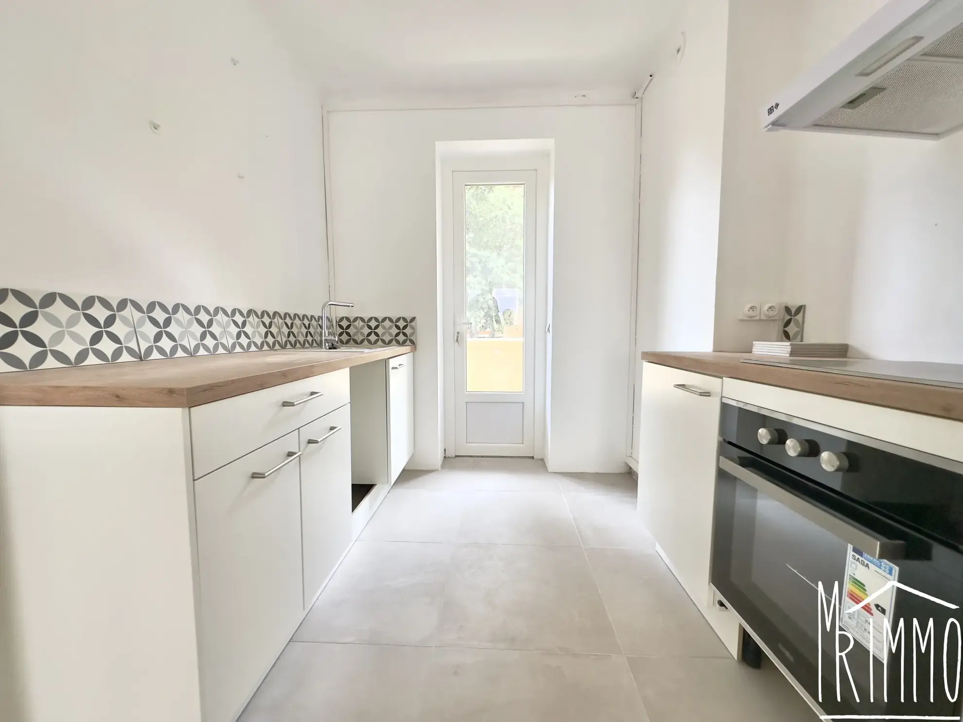 À vendre : Appartement T3 rénové à la place Carnot, Montpellier 