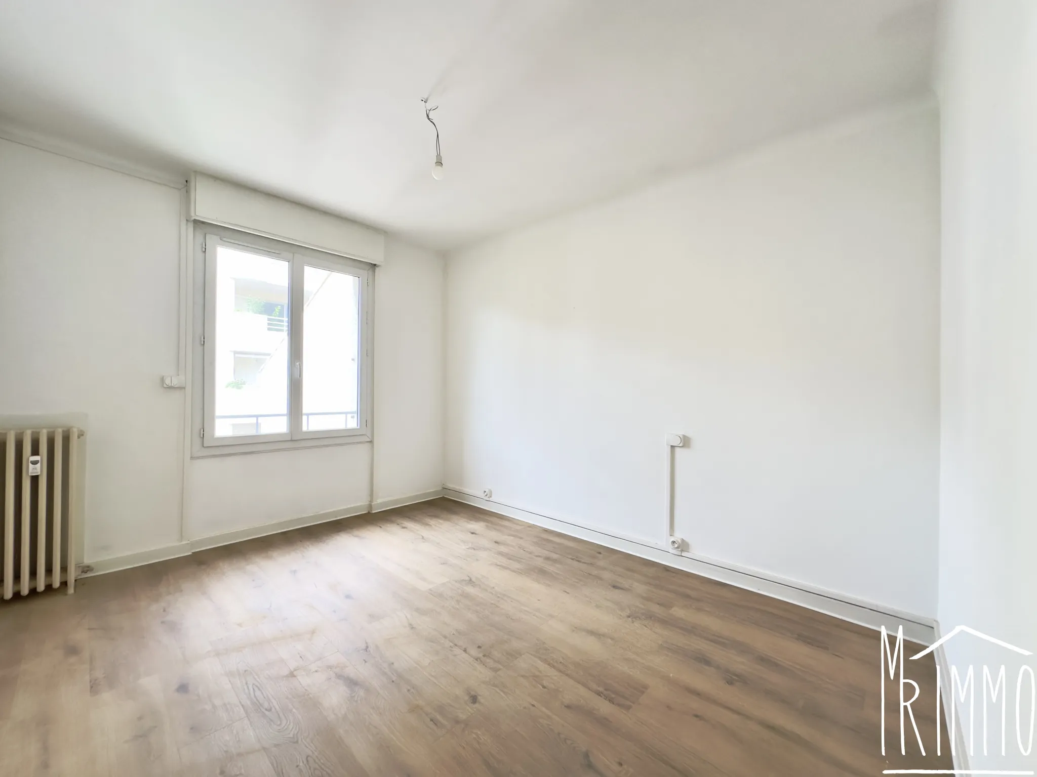 À vendre : Appartement T3 rénové à la place Carnot, Montpellier 