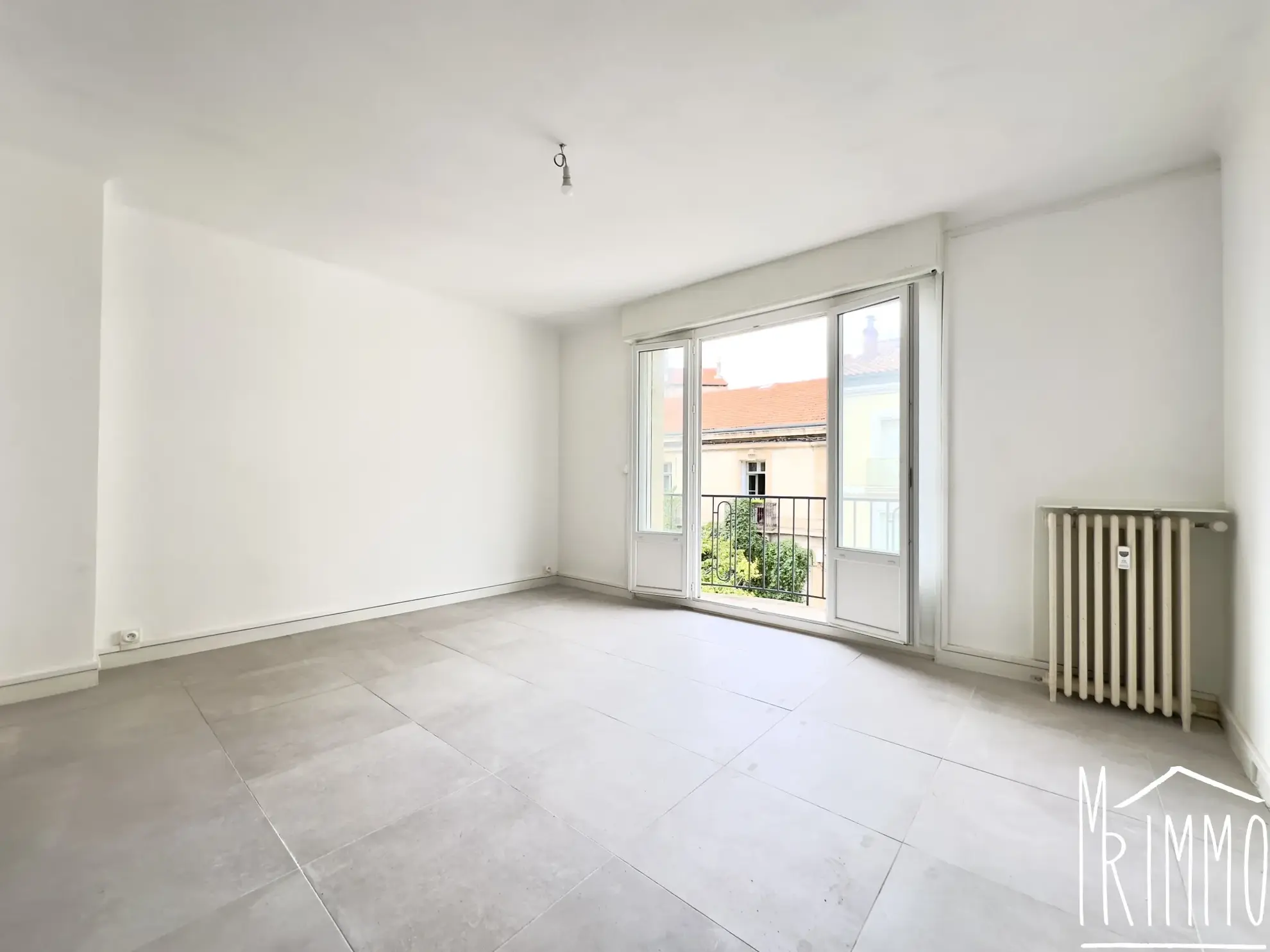 À vendre : Appartement T3 rénové à la place Carnot, Montpellier 