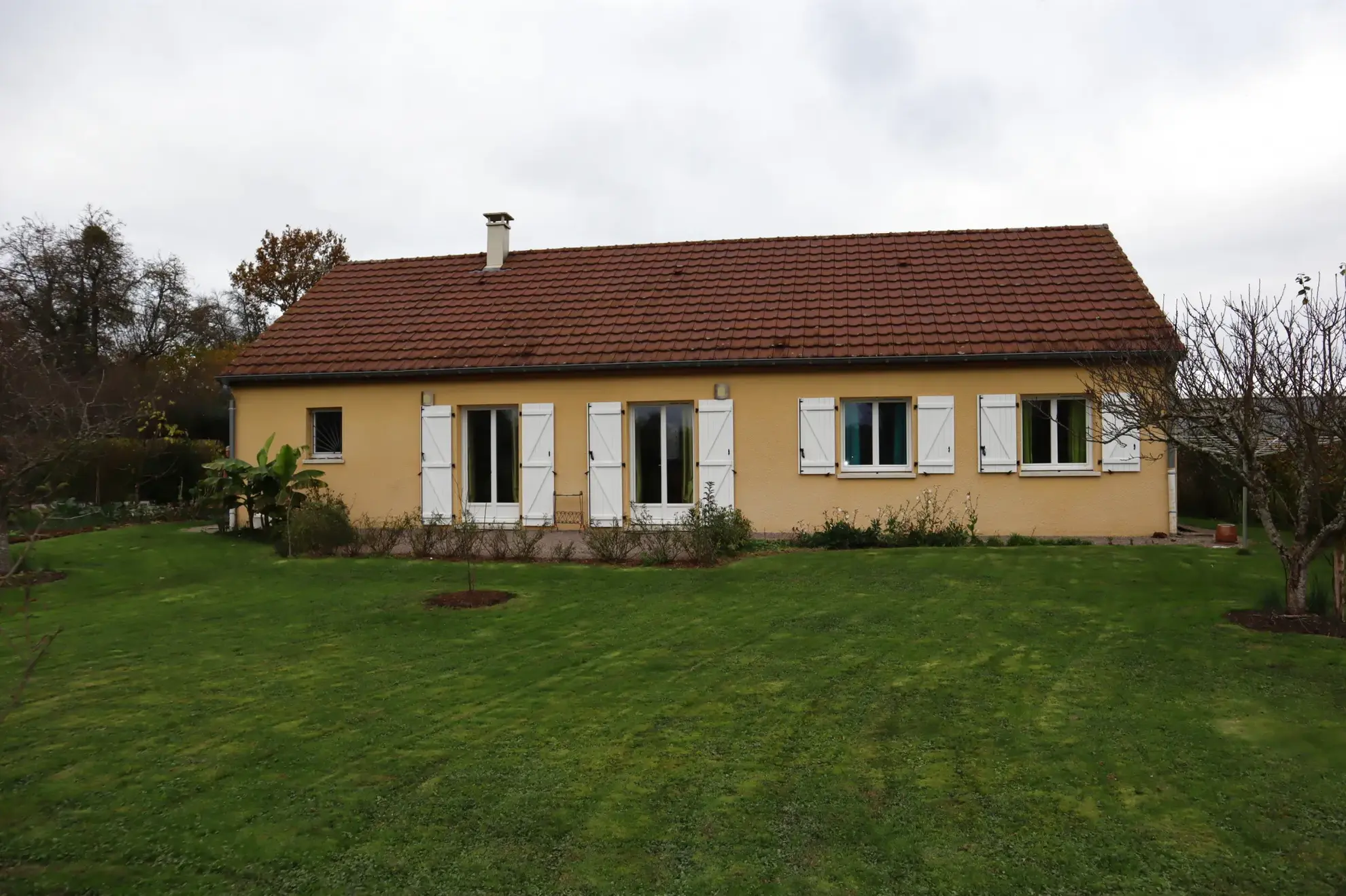 Maison de plain-pied de 2010 à Igornay 