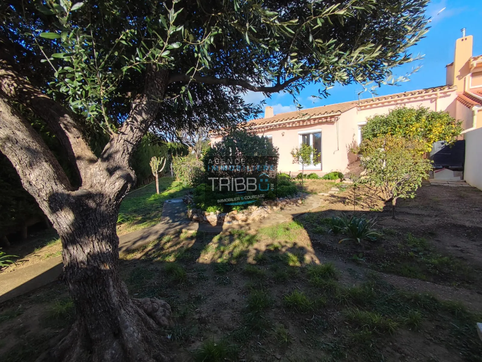 Charmante villa de plain-pied avec jardin à Pollestres 