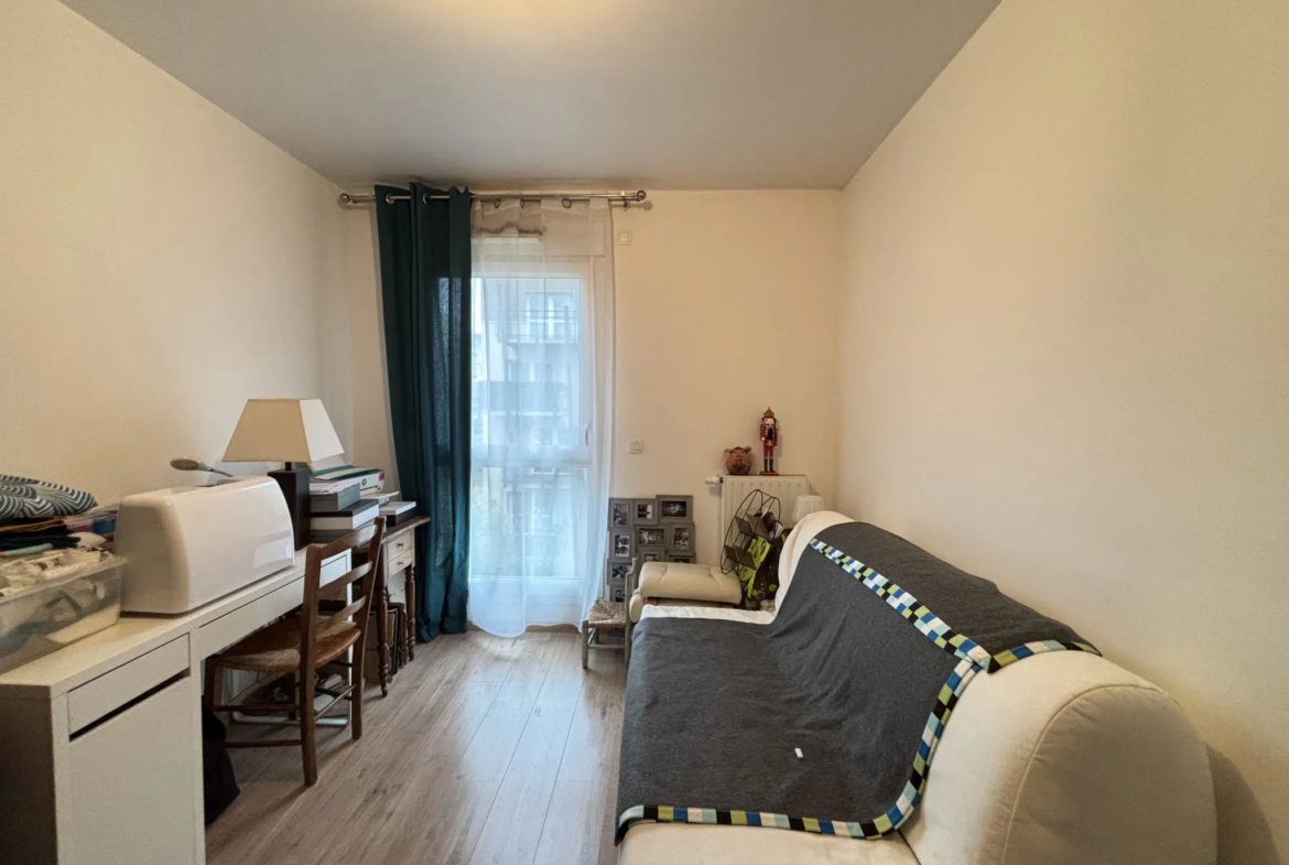 À vendre : Appartement F3 lumineux à Herouville Montmorency avec balcon 