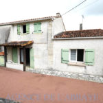 Maison à Port-d'Envaux avec 2 chambres et grand terrain